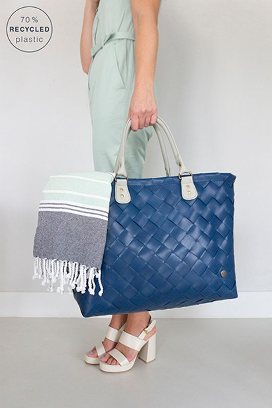 Handed By Saint-Tropez XL